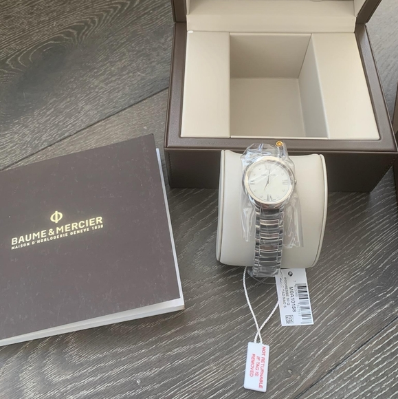 NWT Baume and Mercier Watch - Picture 7 of 7